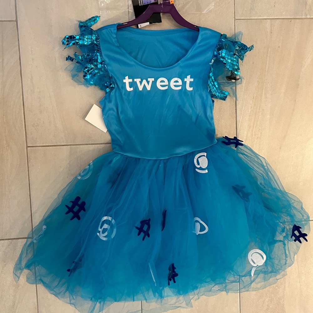 NEW Halloween Costume Social Bird